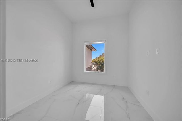 7799 15th PL, La Belle, FL 33935