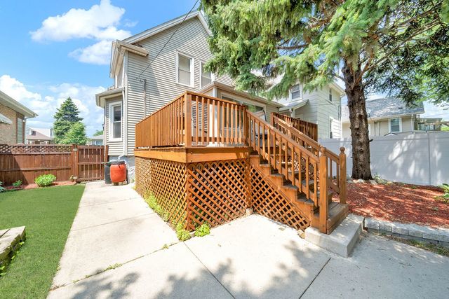 3235 Cuyler Avenue, Berwyn, IL 60402