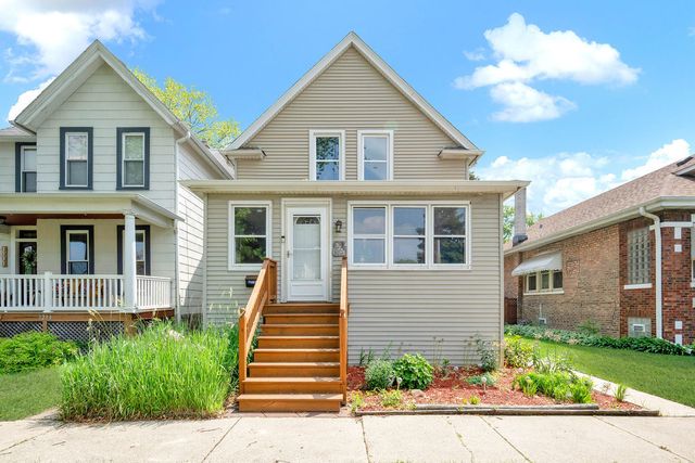 3235 Cuyler Avenue, Berwyn, IL 60402