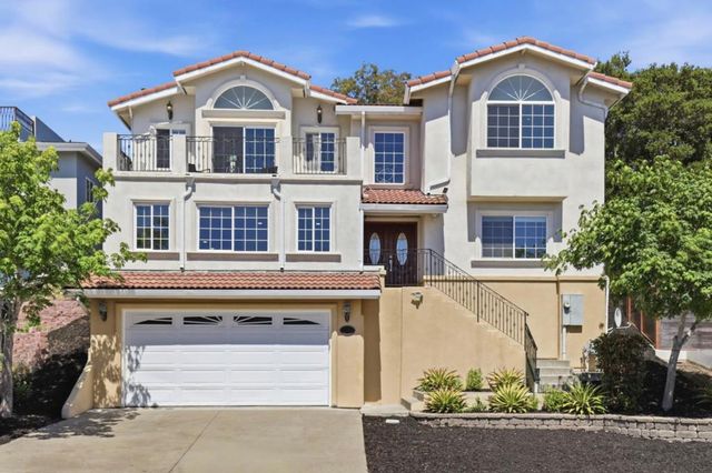 2390 Rainbow Court, Hayward, CA 94542