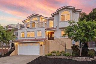 2390 Rainbow Court, Hayward, CA 94542