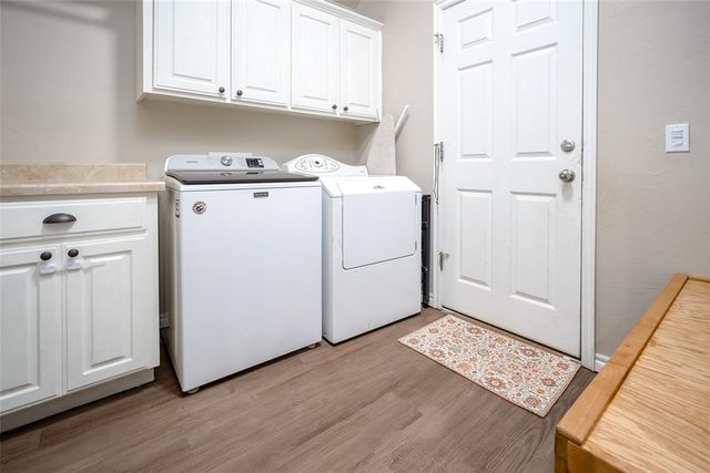 4300 Mackenzie Drive, Moore, OK 73160