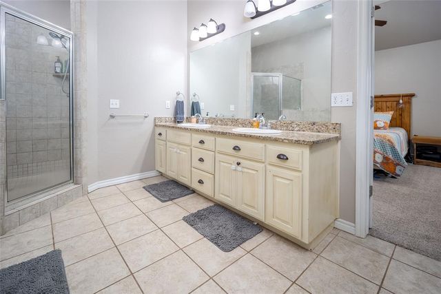 4300 Mackenzie Drive, Moore, OK 73160