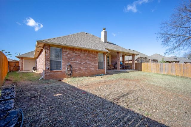 4300 Mackenzie Drive, Moore, OK 73160