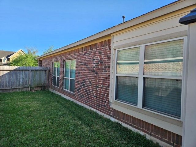 5710 Micah Lane, Rosenberg, TX 77471