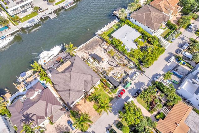 1725 SE 13th Street, Fort Lauderdale, FL 33316