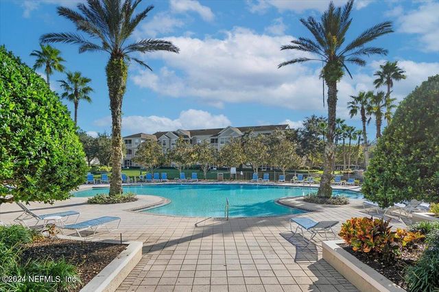 7990 BAYMEADOWS Road E 805, Jacksonville, FL 32256