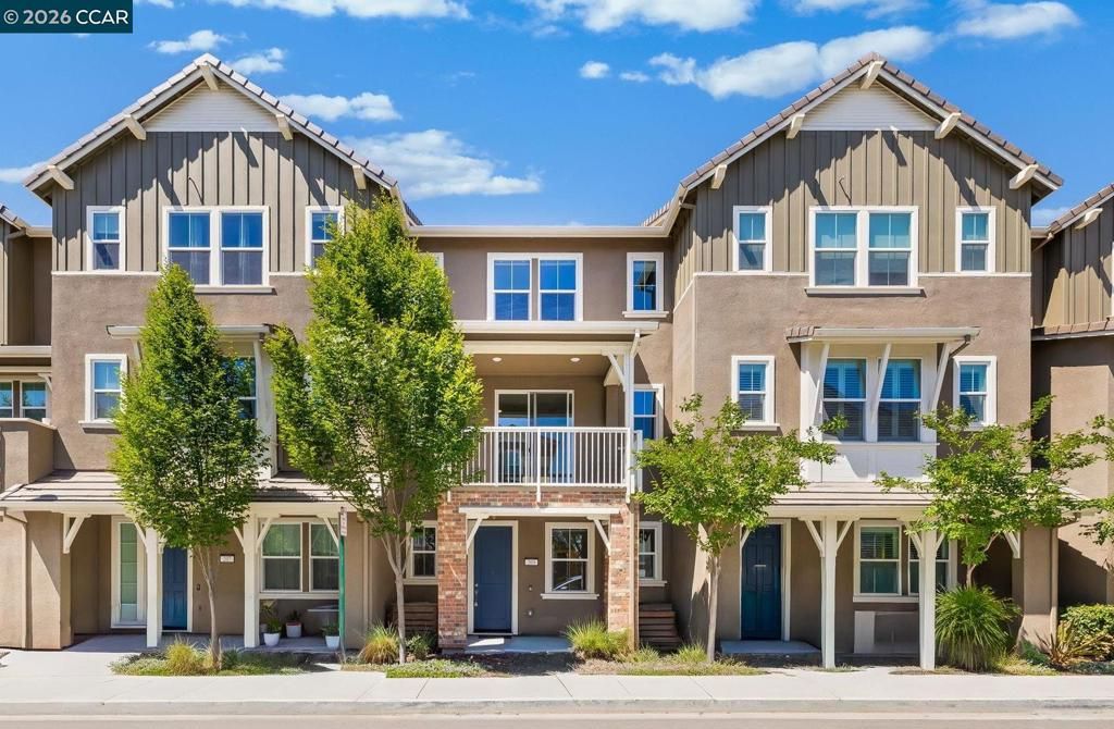 205 Plum Tree St, Livermore, CA 94551