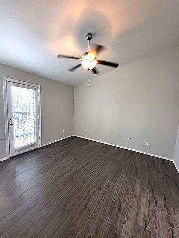 3635 Garden Brook Drive 134, Farmers Branch, TX 75234