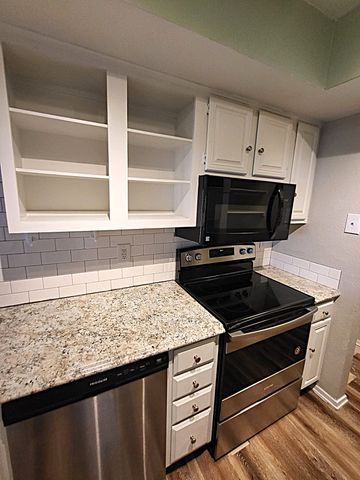 3635 Garden Brook Drive 134, Farmers Branch, TX 75234