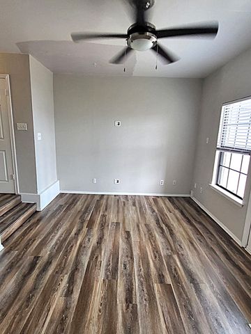 3635 Garden Brook Drive 134, Farmers Branch, TX 75234