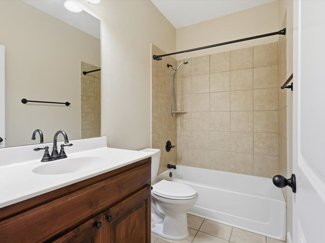 8916 Stone Top Drive, Fort Worth, TX 76179