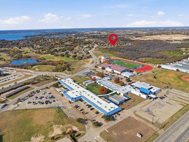 8916 Stone Top Drive, Fort Worth, TX 76179