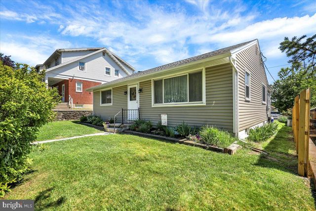 307 SUMMIT AVE, Reading, PA 19607