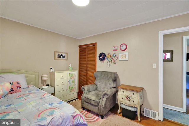 307 SUMMIT AVE, Reading, PA 19607