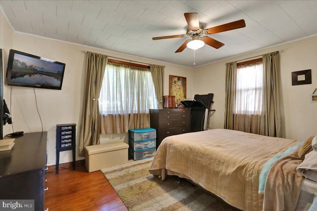 307 SUMMIT AVE, Reading, PA 19607