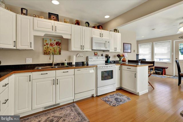 307 SUMMIT AVE, Reading, PA 19607