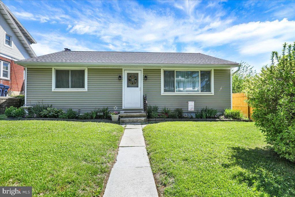 307 SUMMIT AVE, Reading, PA 19607