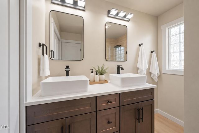 639 NW 8th Street, Redmond, OR 97756
