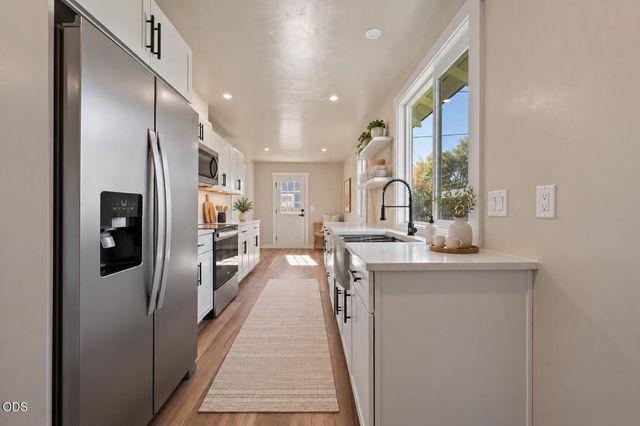 639 NW 8th Street, Redmond, OR 97756