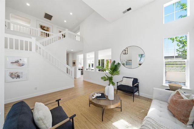 182 Emerson Ave, Novato, CA 94949