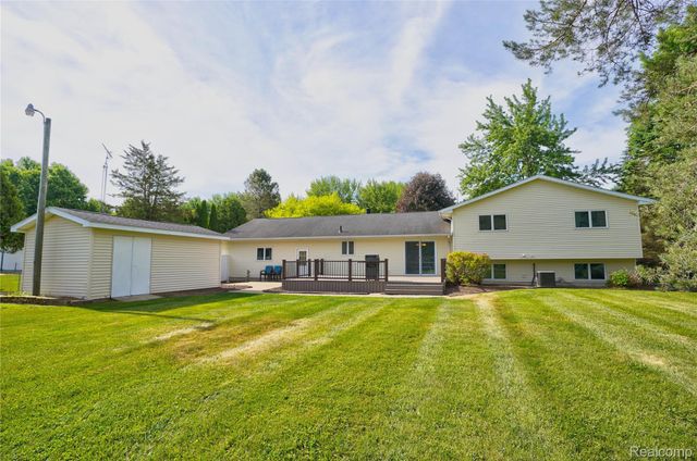 1055 E Hollywood Boulevard, Thetford Township, MI 48420