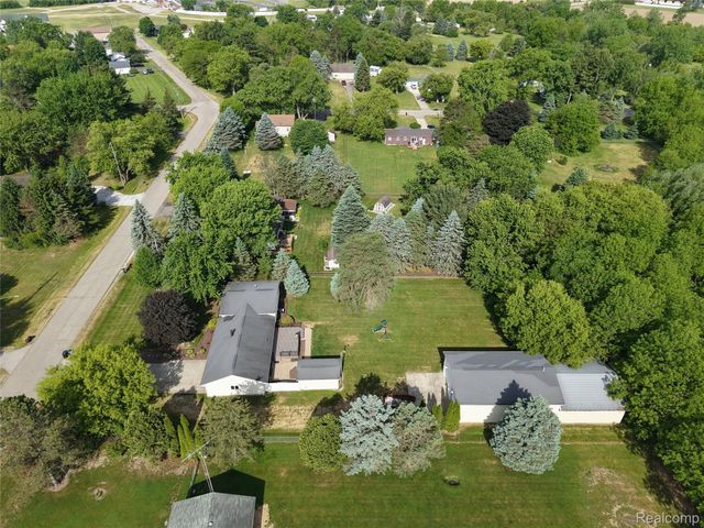 1055 E Hollywood Boulevard, Thetford Township, MI 48420