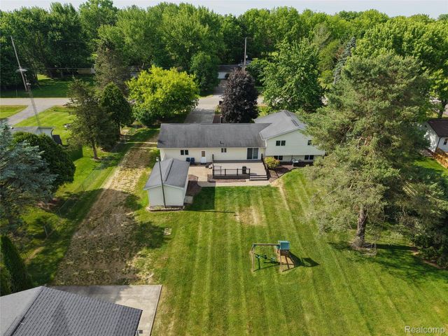 1055 E Hollywood Boulevard, Thetford Township, MI 48420