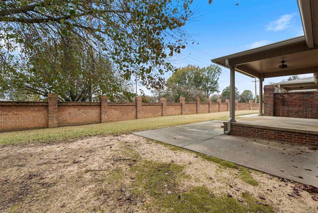 4655 Palm Springs Circle # 1, Conway, AR 72034