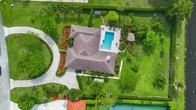 13175 Doubletree Circle, Wellington, FL 33414