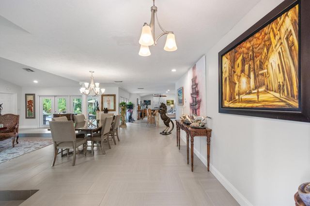 13175 Doubletree Circle, Wellington, FL 33414