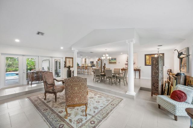 13175 Doubletree Circle, Wellington, FL 33414