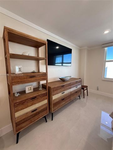 3725 S Ocean Drive 1225, Hollywood, FL 33019
