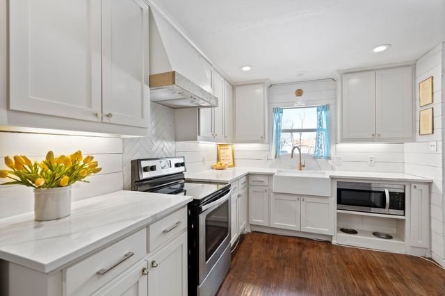 312 Hillcrest Avenue, Richardson, TX 75081