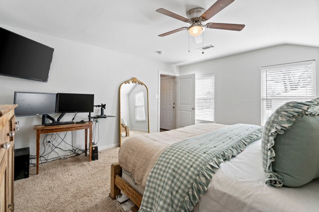 312 Hillcrest Avenue, Richardson, TX 75081