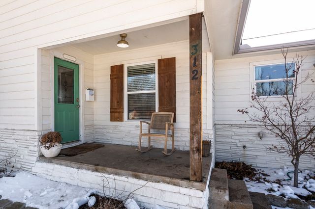 312 Hillcrest Avenue, Richardson, TX 75081