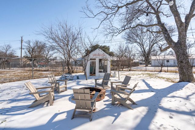 312 Hillcrest Avenue, Richardson, TX 75081