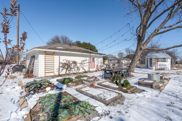 312 Hillcrest Avenue, Richardson, TX 75081