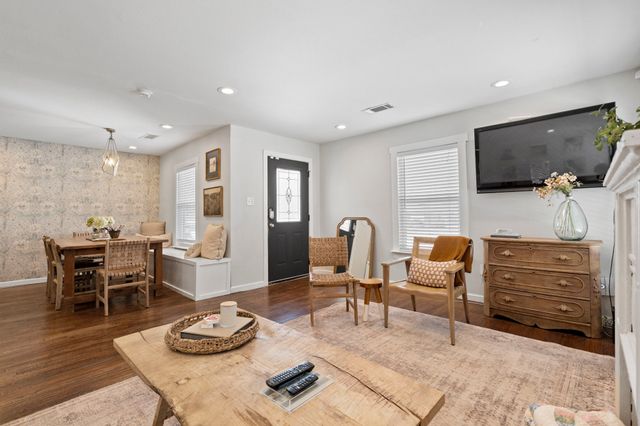 312 Hillcrest Avenue, Richardson, TX 75081