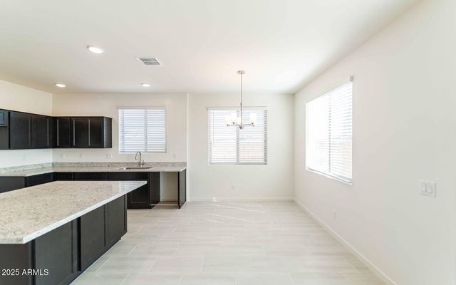 36805 W SAN CLEMENTE Street, Maricopa, AZ 85138