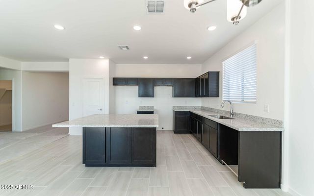 36805 W SAN CLEMENTE Street, Maricopa, AZ 85138