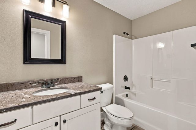 4535 E Cromwell Street, Springfield, MO 65802