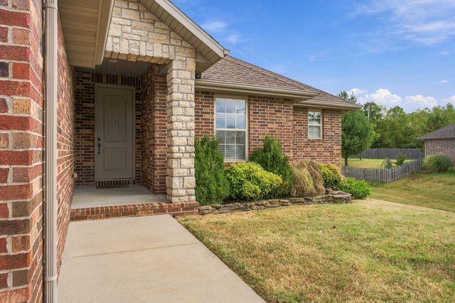 4535 E Cromwell Street, Springfield, MO 65802