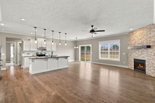 4535 E Cromwell Street, Springfield, MO 65802