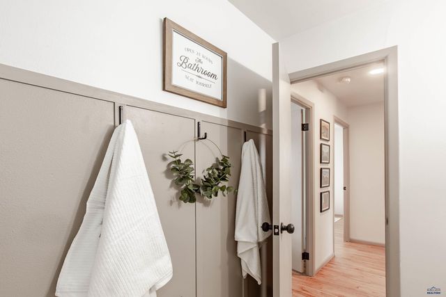 518 E OAKLAND, Rapid City, SD 57701