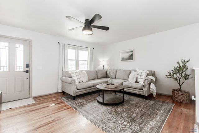 518 E OAKLAND, Rapid City, SD 57701