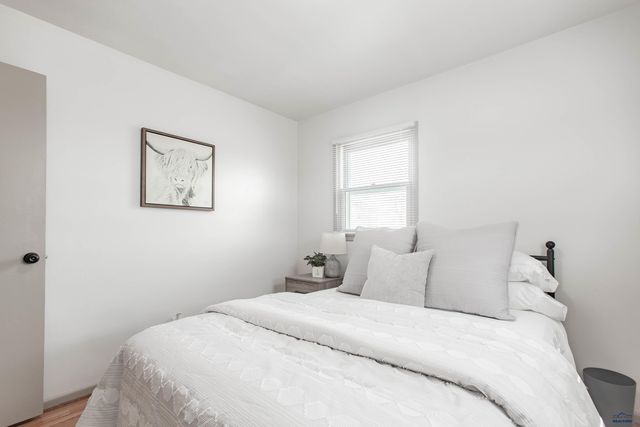 518 E OAKLAND, Rapid City, SD 57701