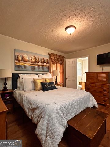 711 W Ridgeway Road, Maysville, GA 30558