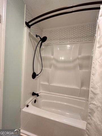 711 W Ridgeway Road, Maysville, GA 30558