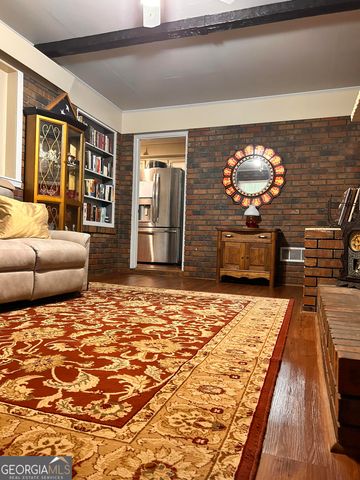 711 W Ridgeway Road, Maysville, GA 30558